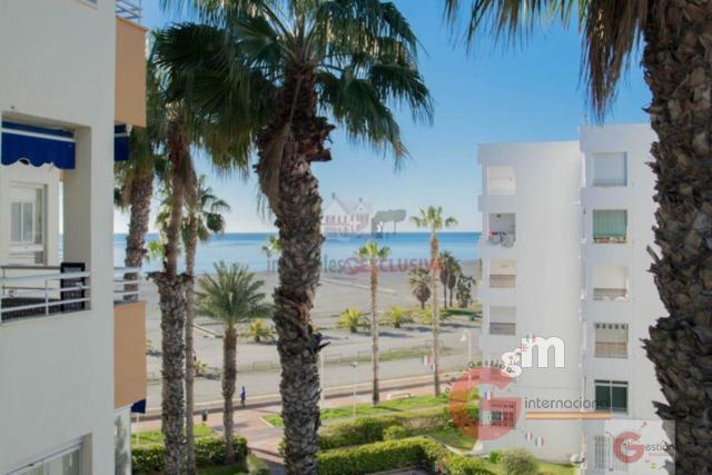 For sale of flat in Motril