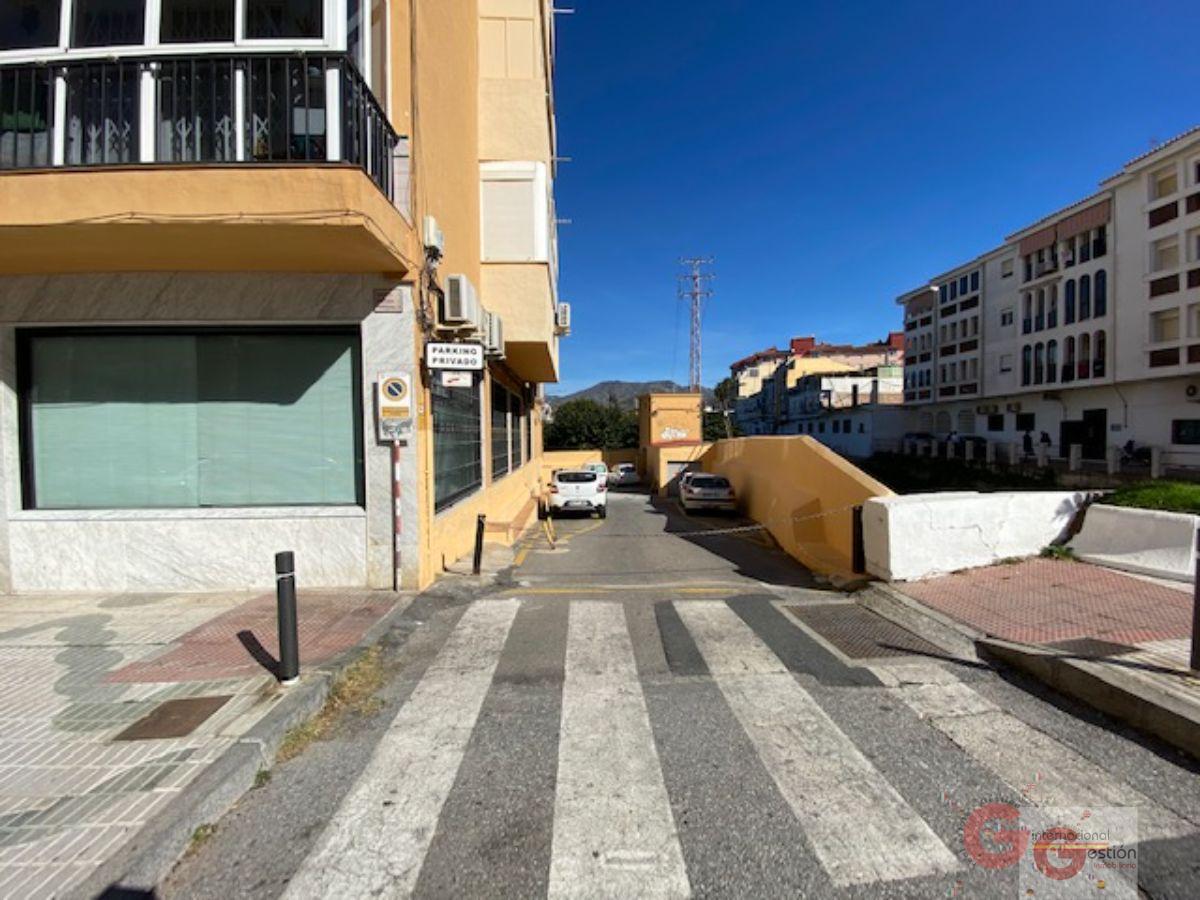 For sale of apartment in Almuñécar