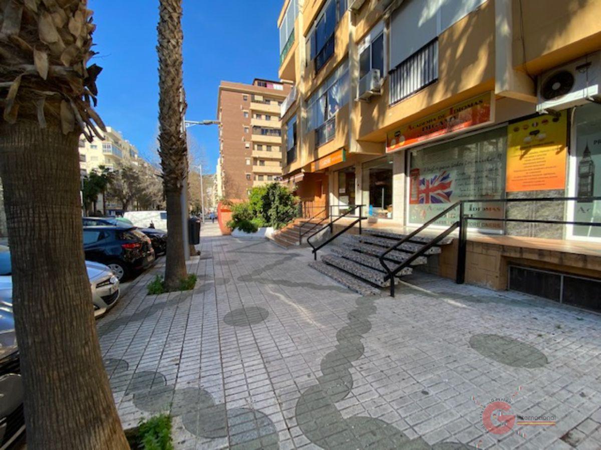 For sale of apartment in Almuñécar