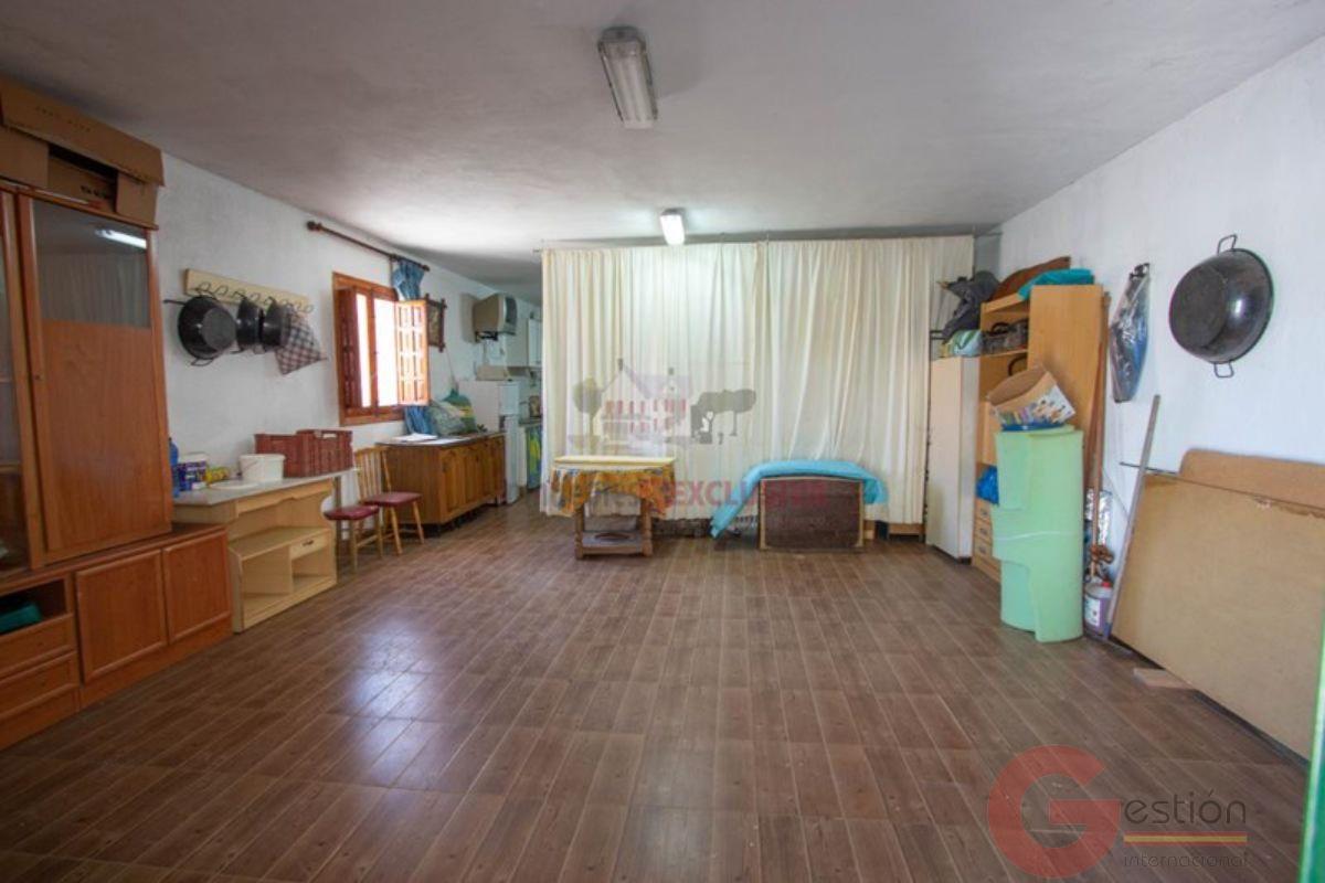 For sale of rural property in Gualchos