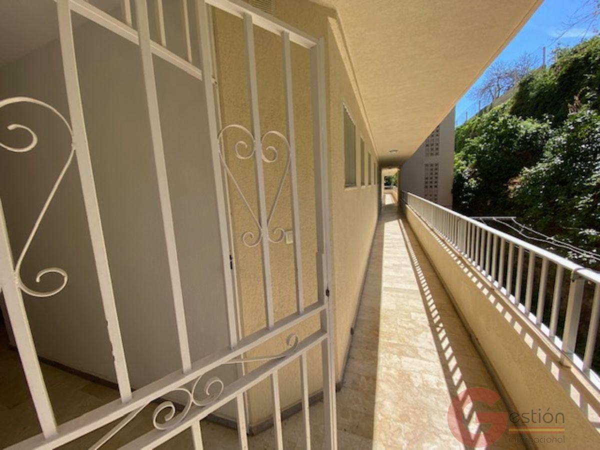 For sale of apartment in Almuñécar