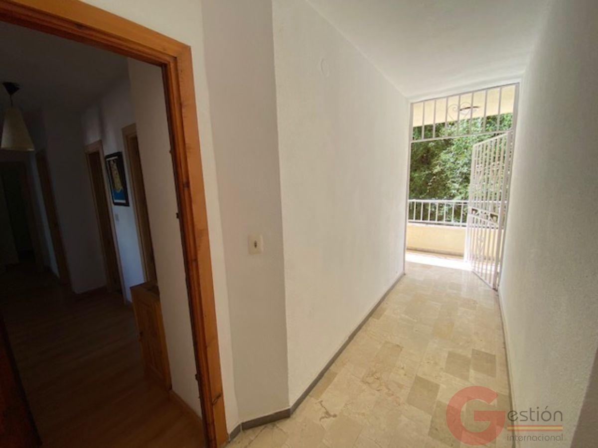 For sale of apartment in Almuñécar