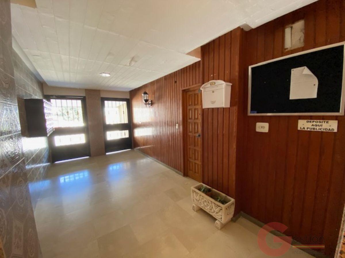 For sale of apartment in Almuñécar