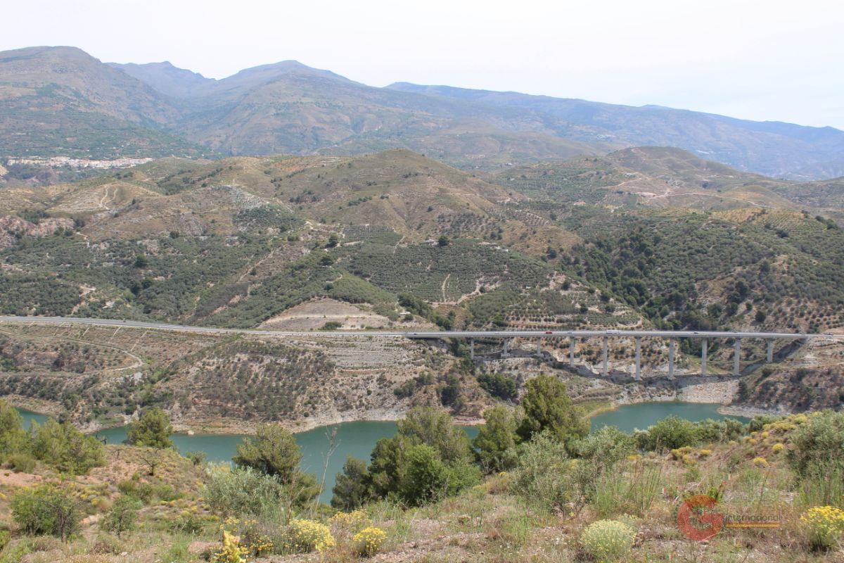 Venta de finca rústica en Vélez de Benaudalla