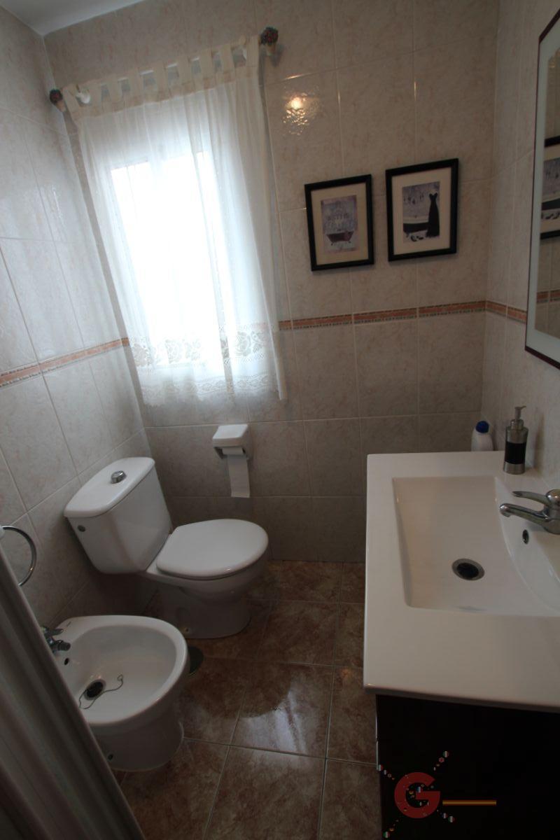 For sale of flat in Salobreña