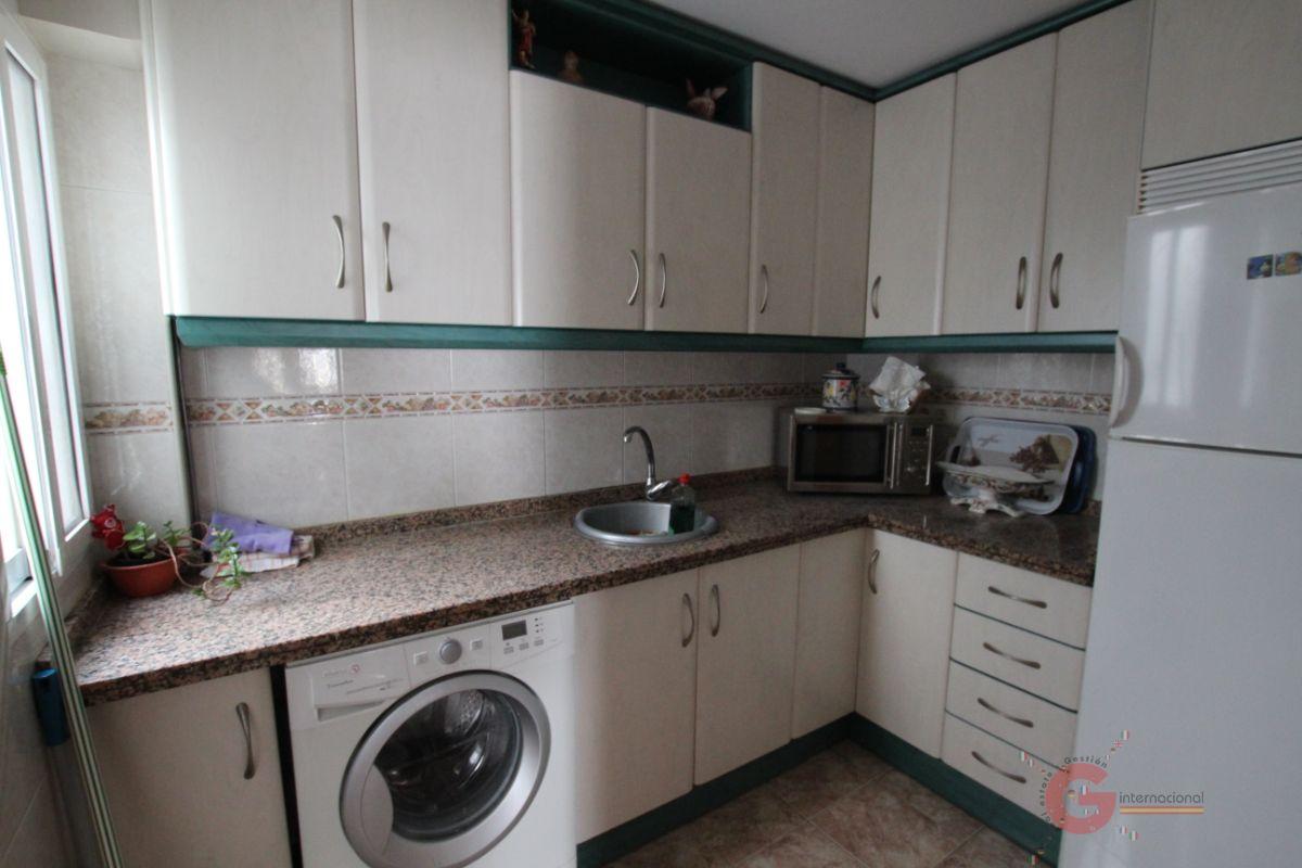 For sale of flat in Salobreña