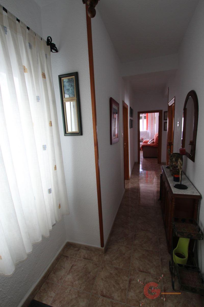 For sale of flat in Salobreña