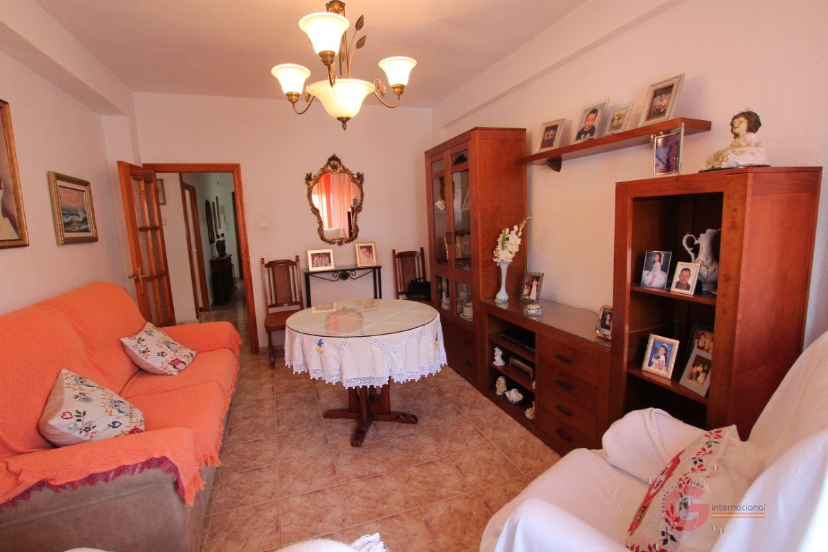 For sale of flat in Salobreña