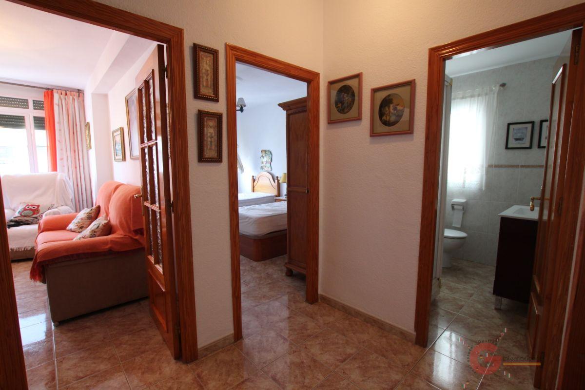 For sale of flat in Salobreña