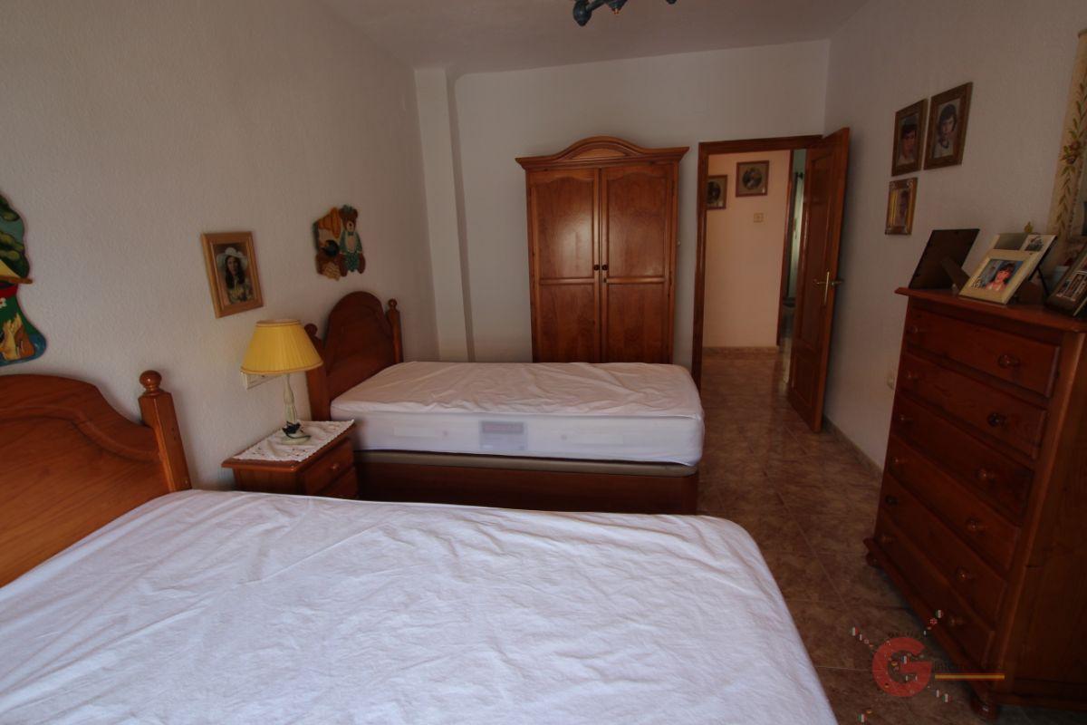 For sale of flat in Salobreña