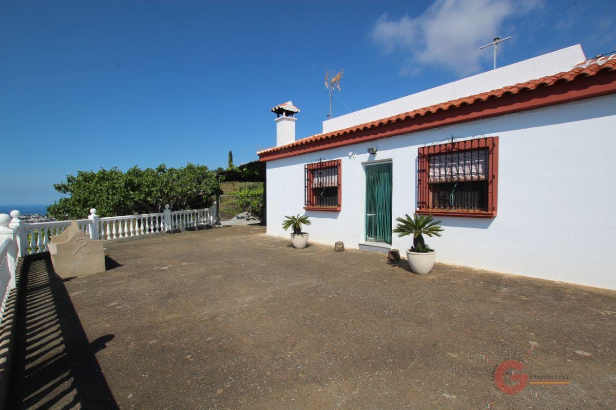 For sale of rural property in Salobreña