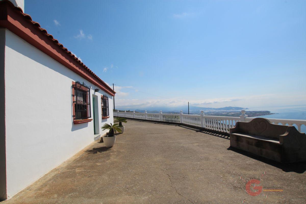 For sale of rural property in Salobreña