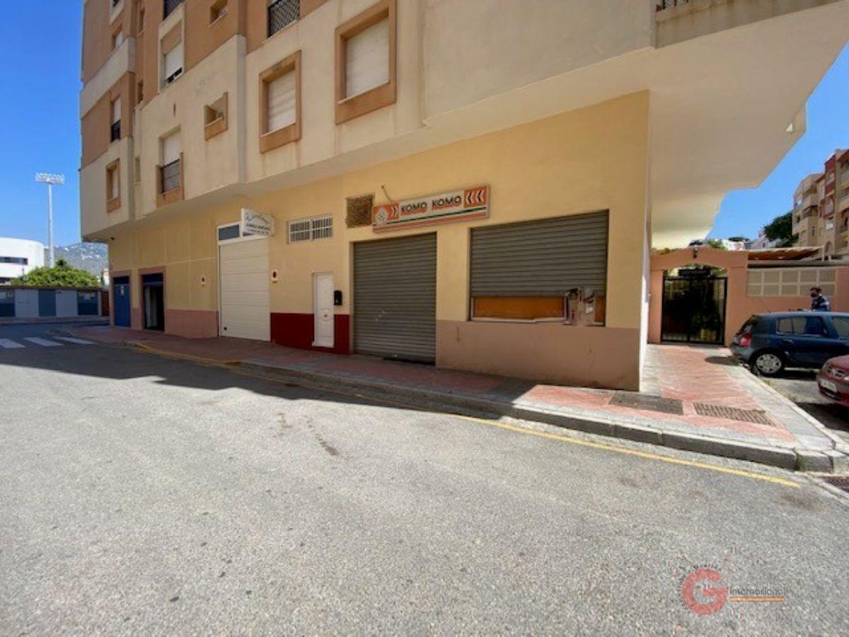 Venta de local comercial en Almuñécar