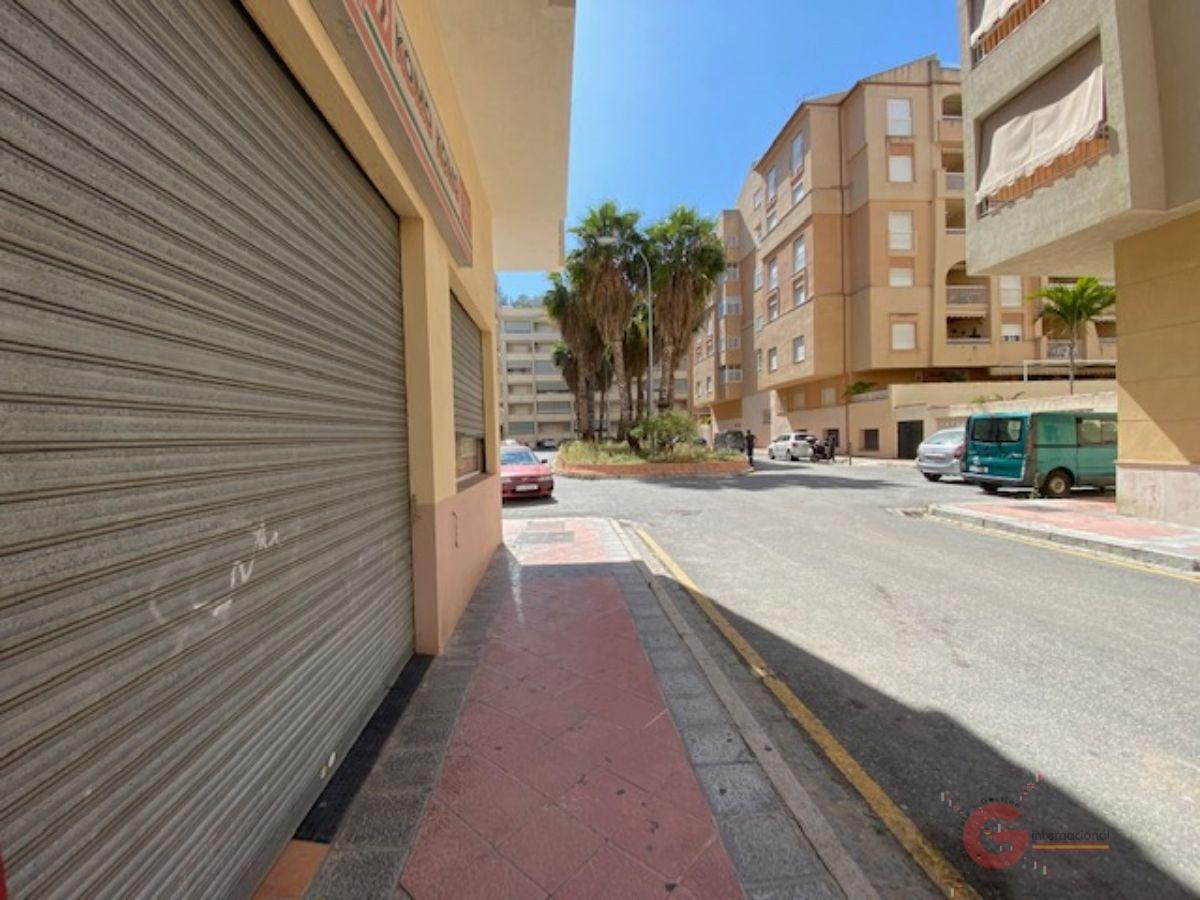 Venta de local comercial en Almuñécar