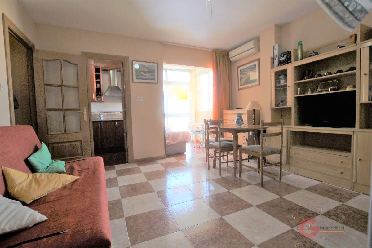 For sale of apartment in Calahonda