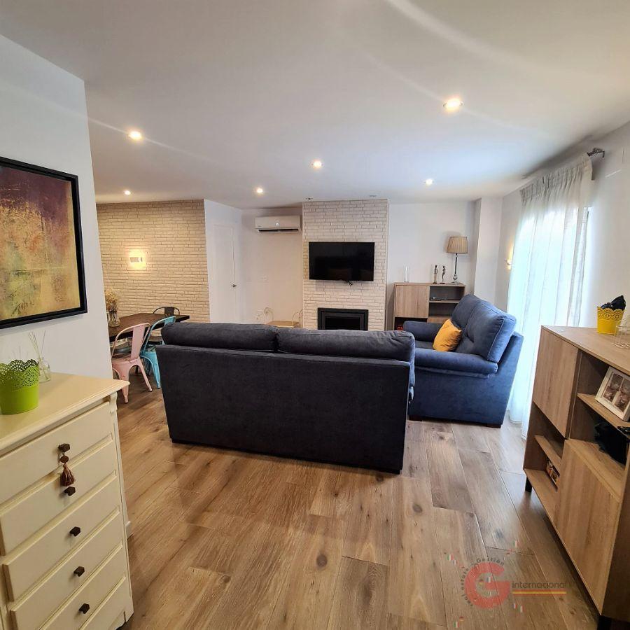 For sale of chalet in Calahonda