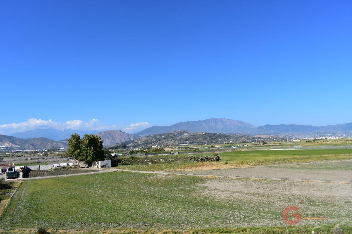 For sale of new build in Salobreña