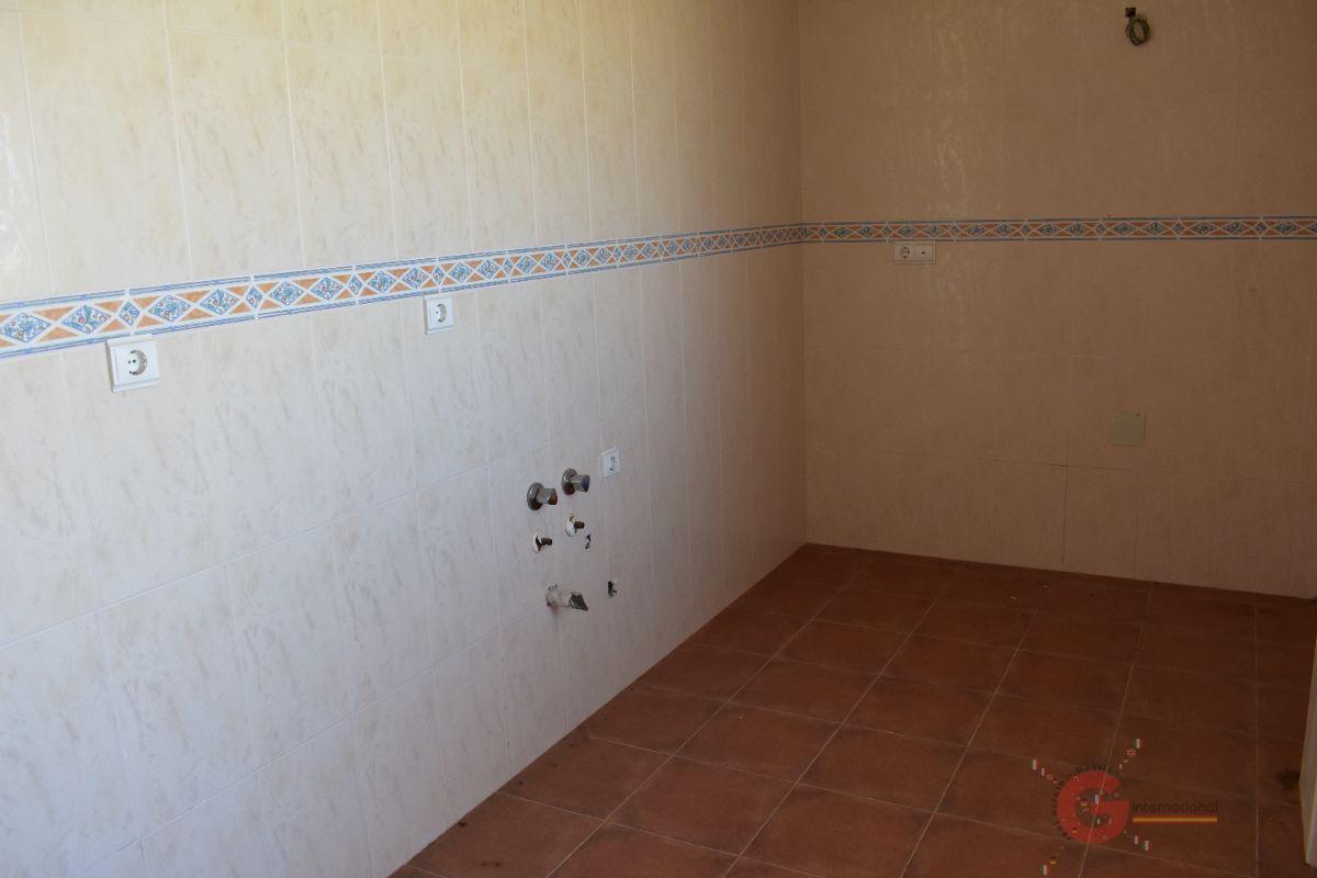 For sale of new build in Salobreña