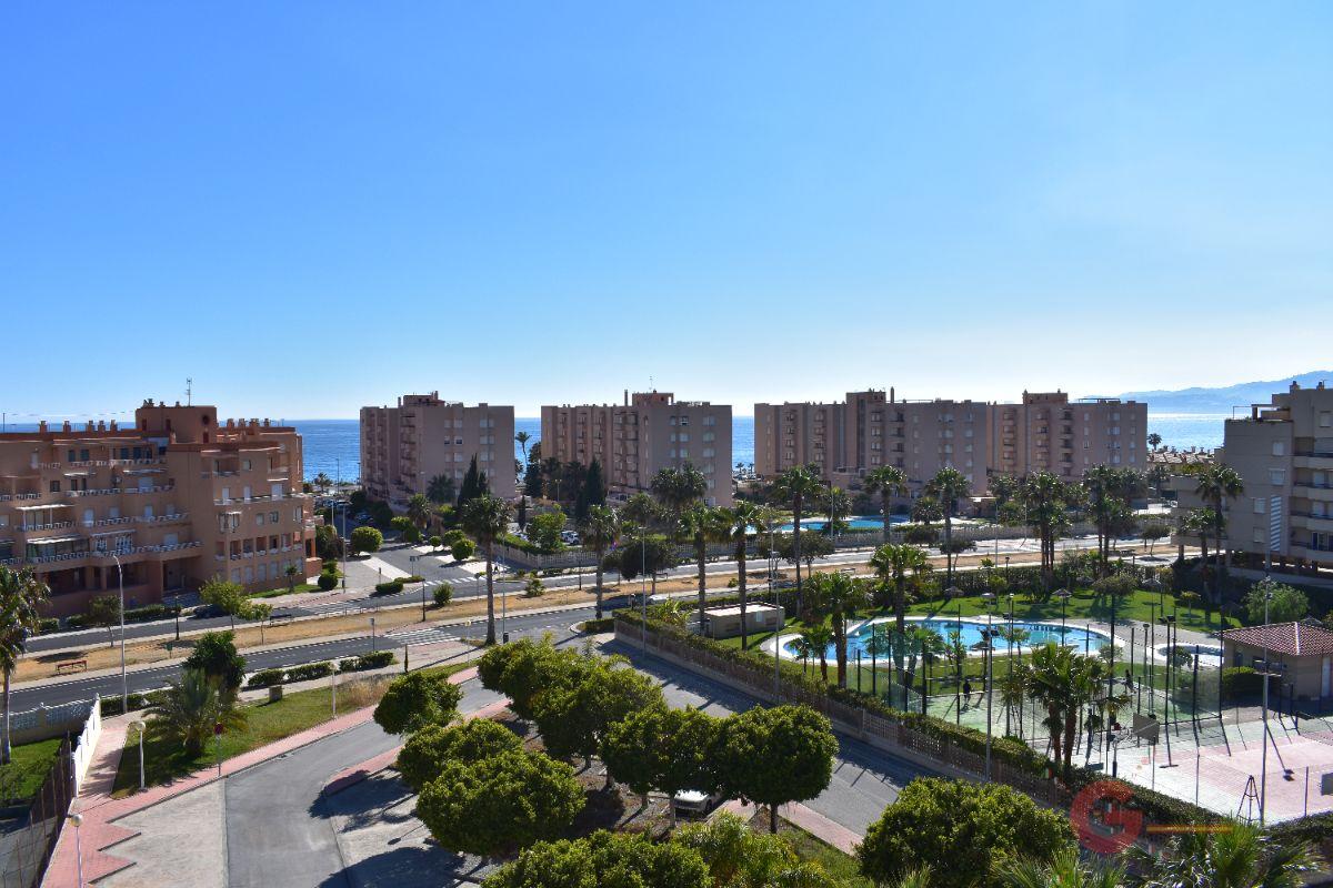 For sale of new build in Salobreña