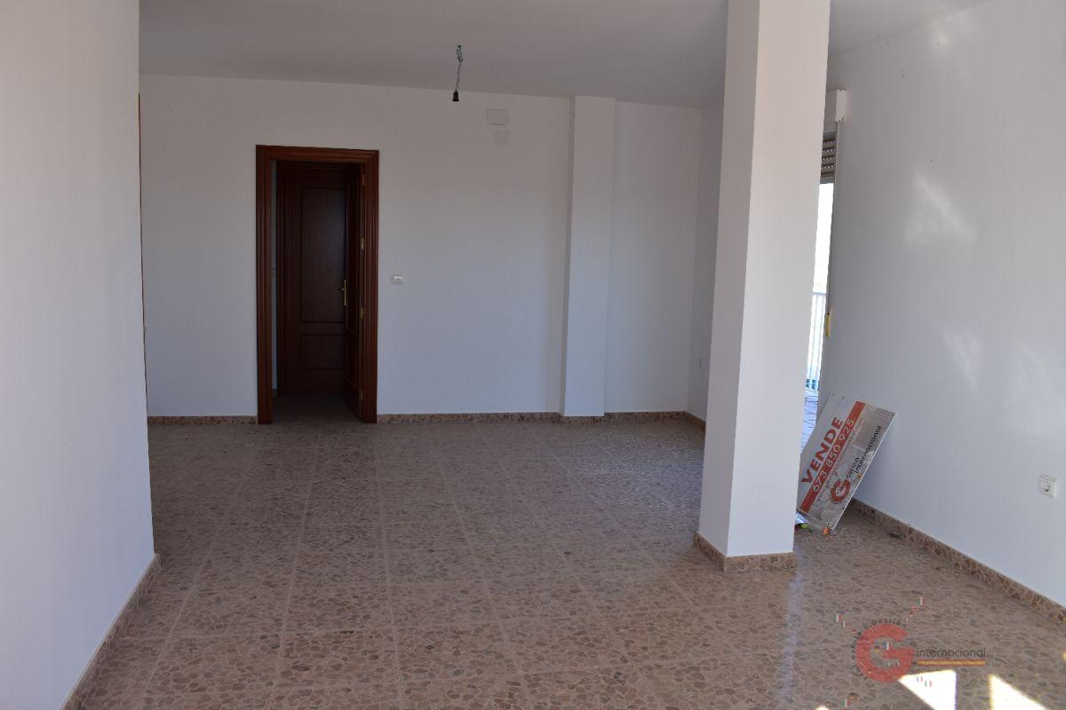 For sale of new build in Salobreña