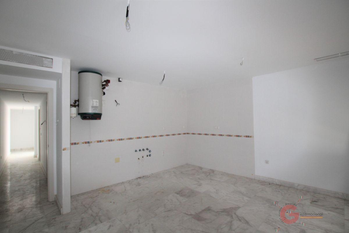 For sale of flat in Salobreña
