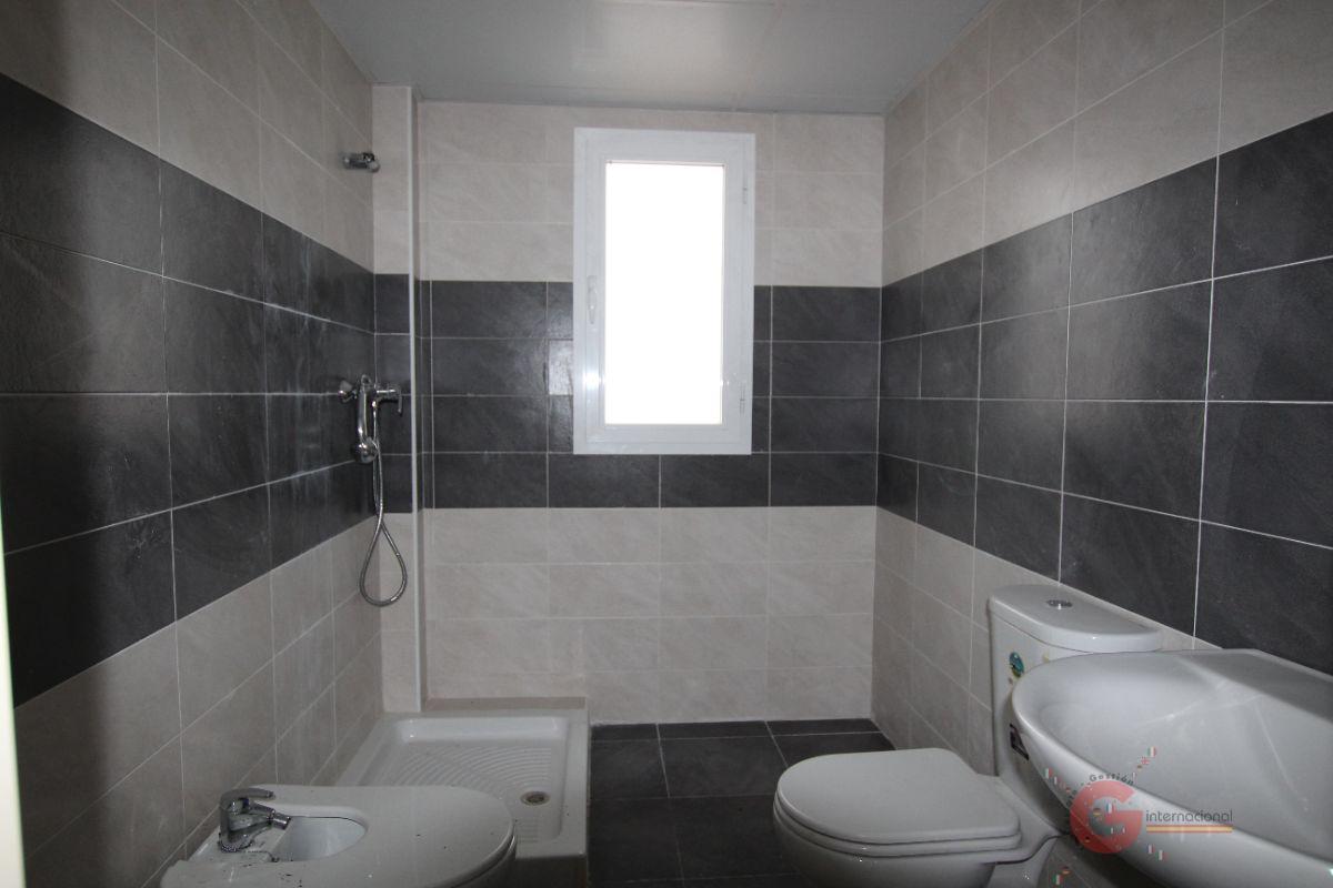 For sale of flat in Salobreña