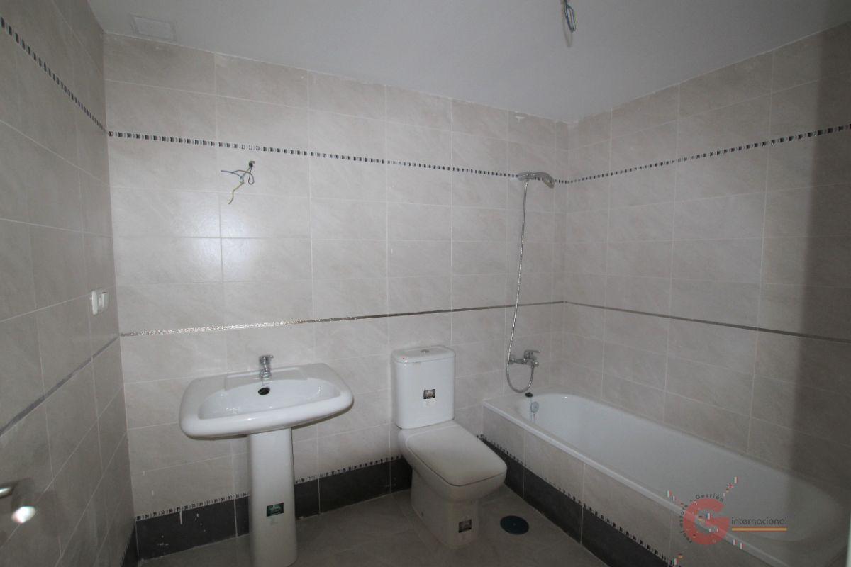For sale of flat in Salobreña