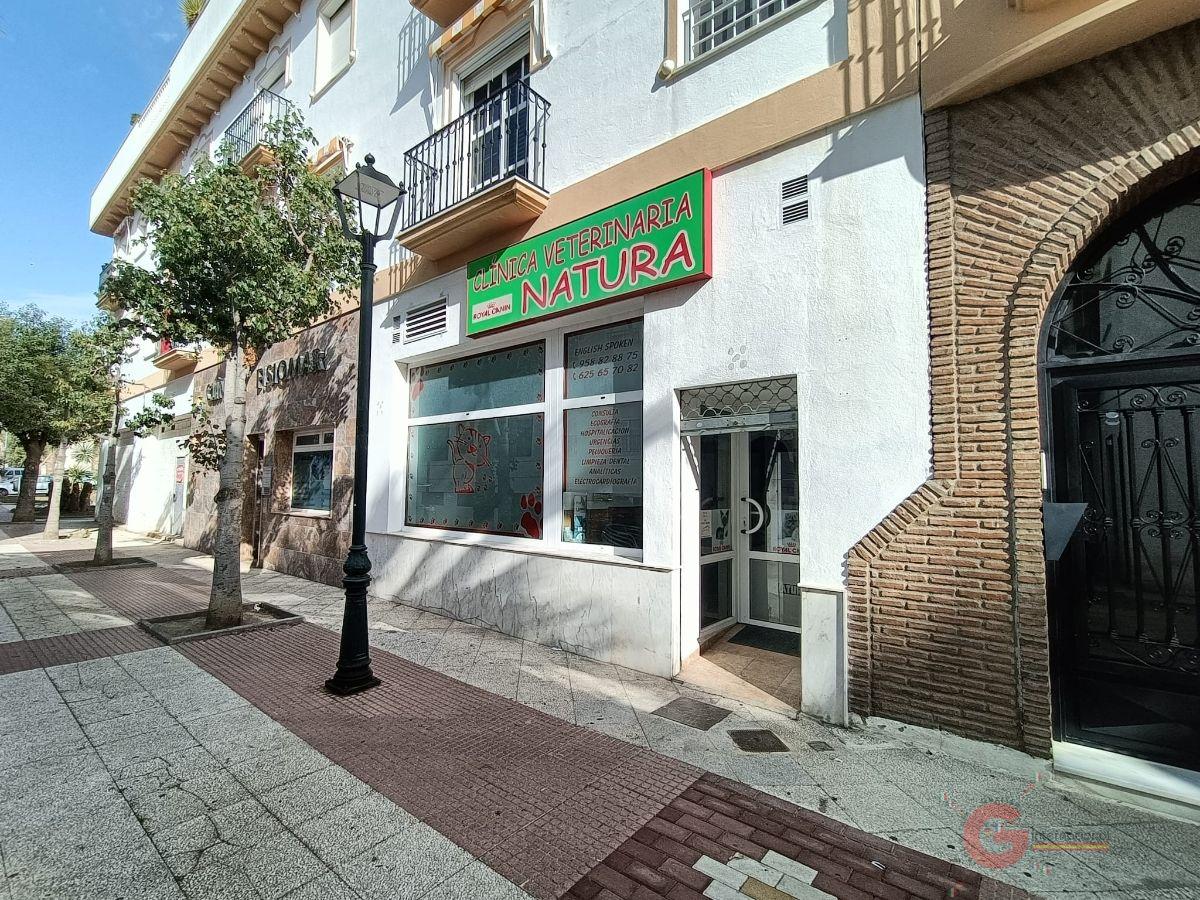 Venta de local comercial en Salobreña