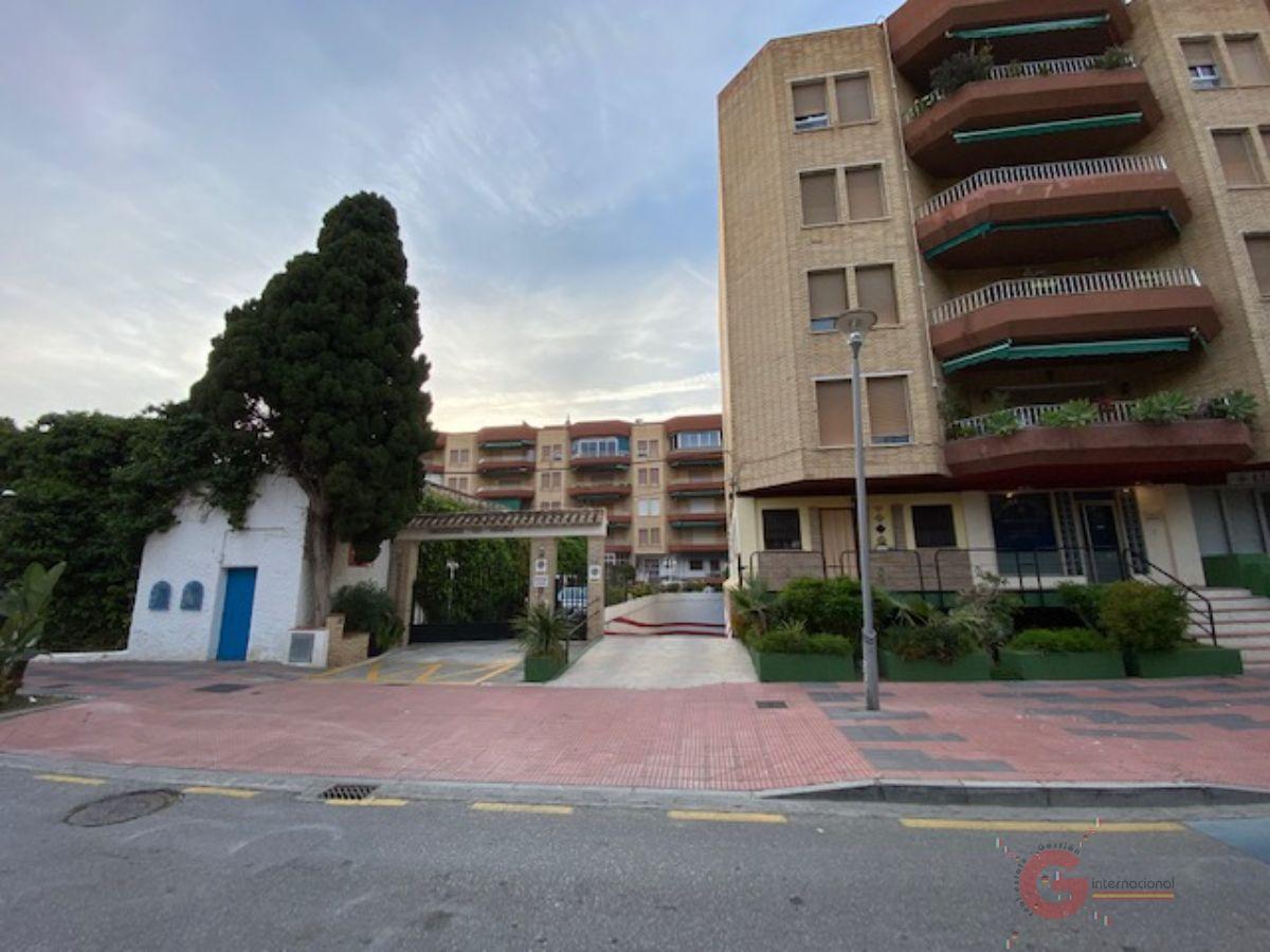 For sale of apartment in Almuñécar