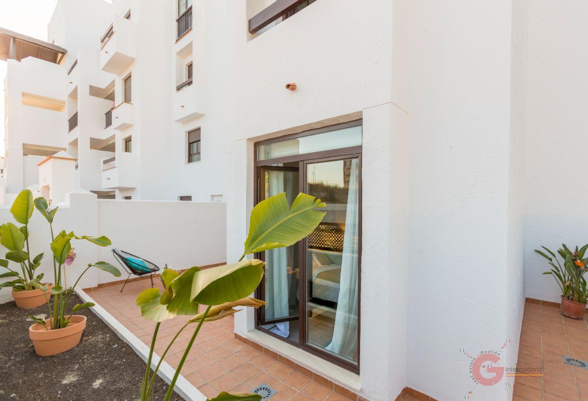 For sale of flat in Salobreña