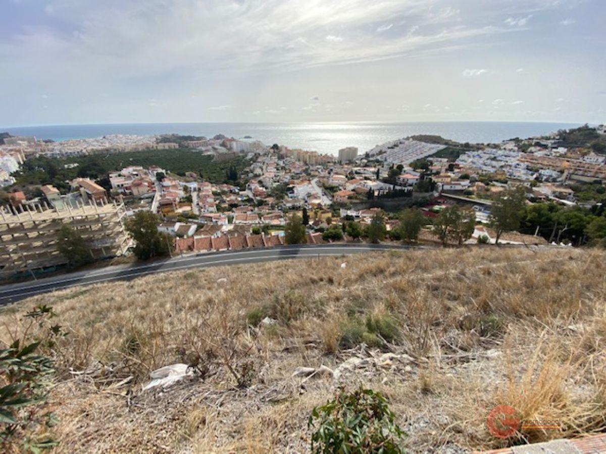 For sale of land in Almuñécar