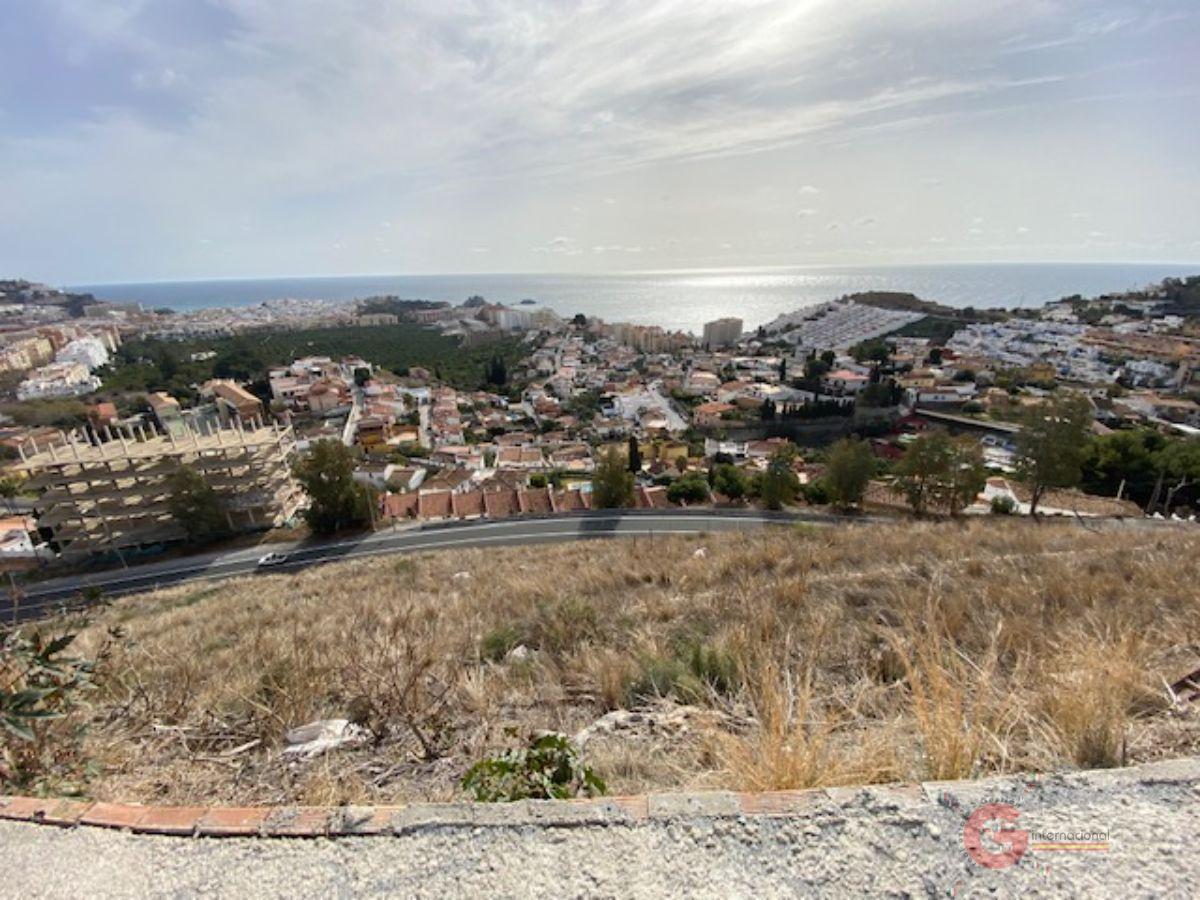 For sale of land in Almuñécar