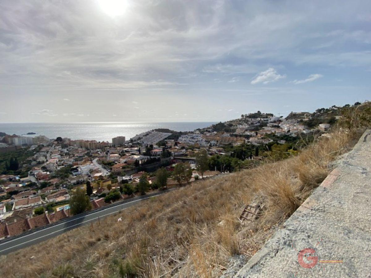 For sale of land in Almuñécar