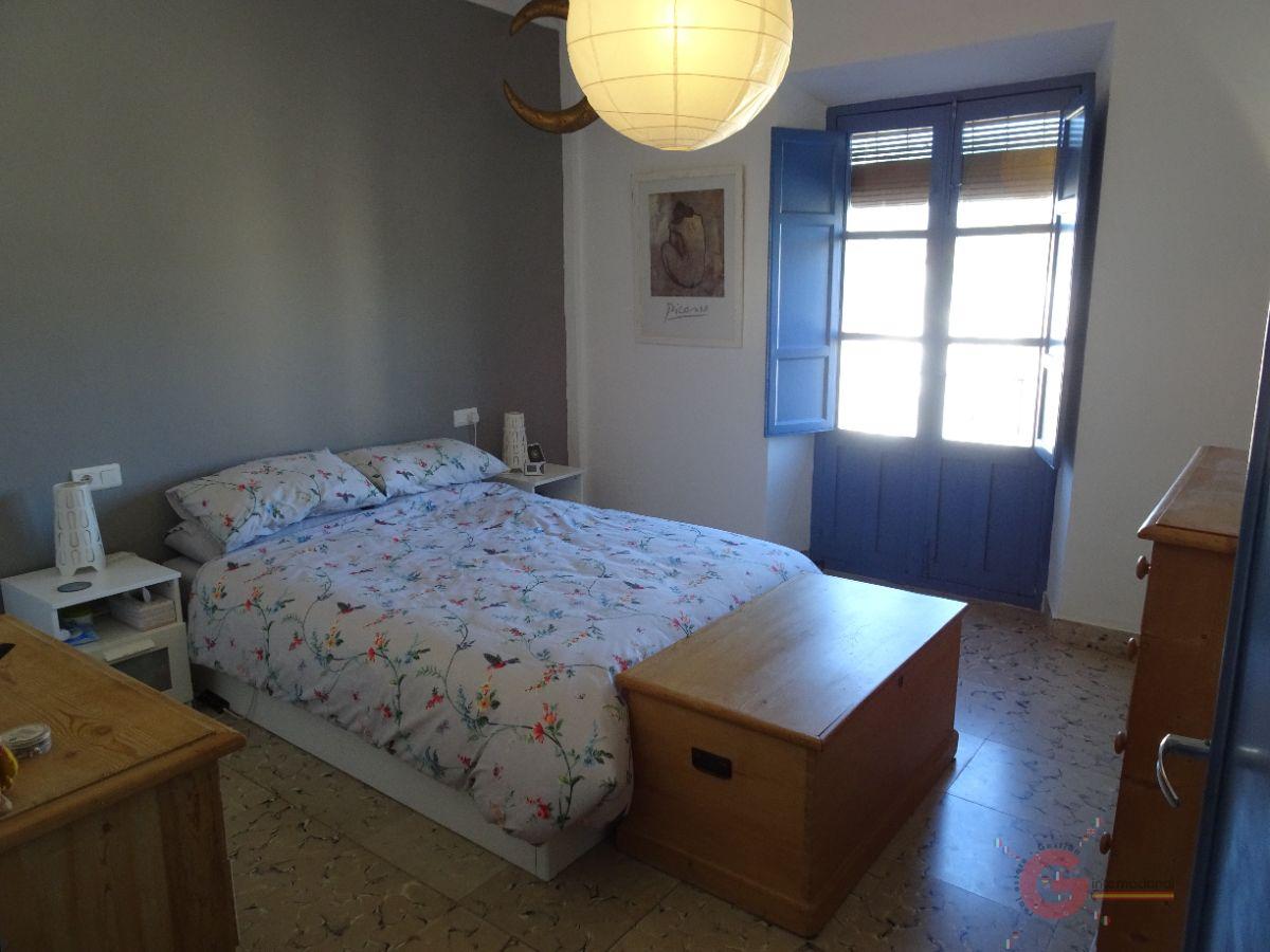 For sale of house in Illora