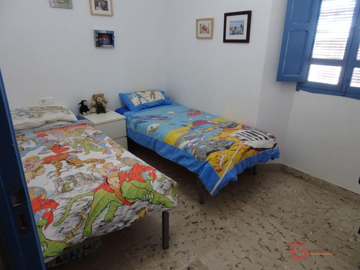 Venta de casa en Illora