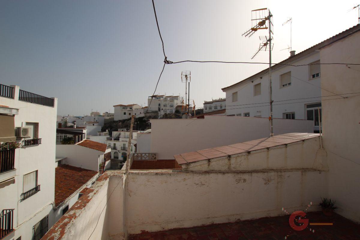 For sale of house in Salobreña