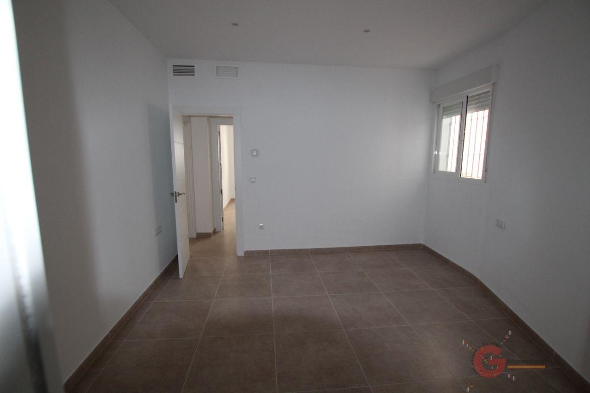 For sale of house in Salobreña