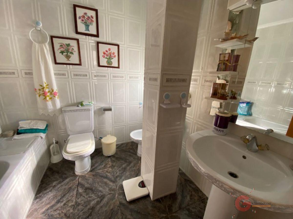 For sale of chalet in Jete