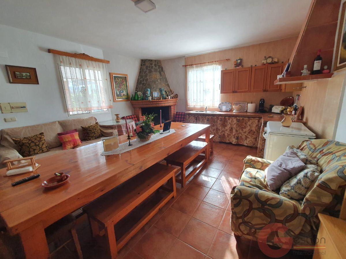 Venta de finca rústica en Molvízar