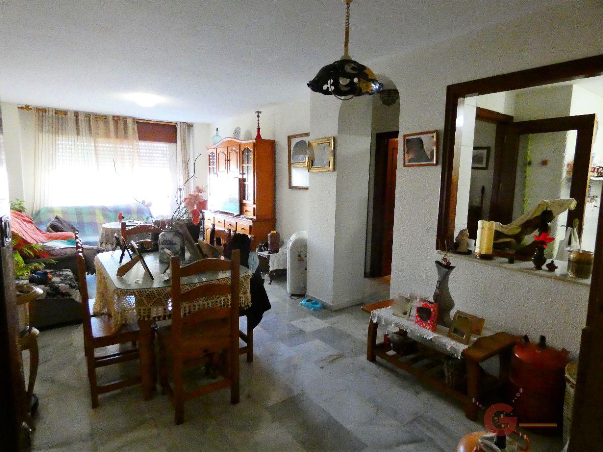 For sale of apartment in Calahonda