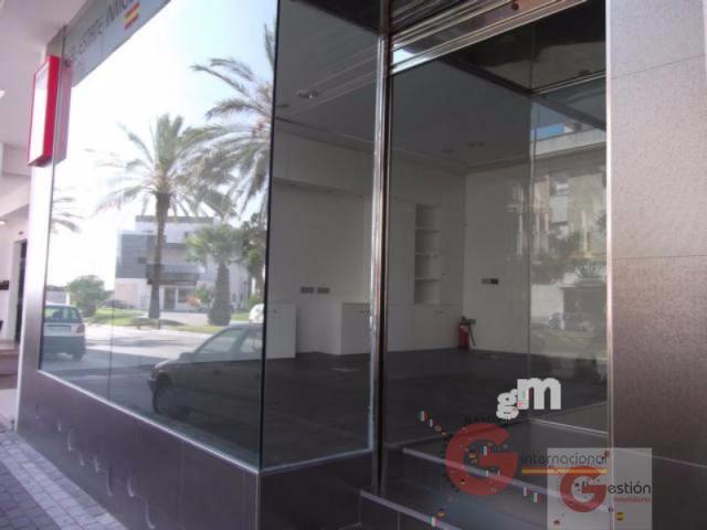 For sale of commercial in Salobreña