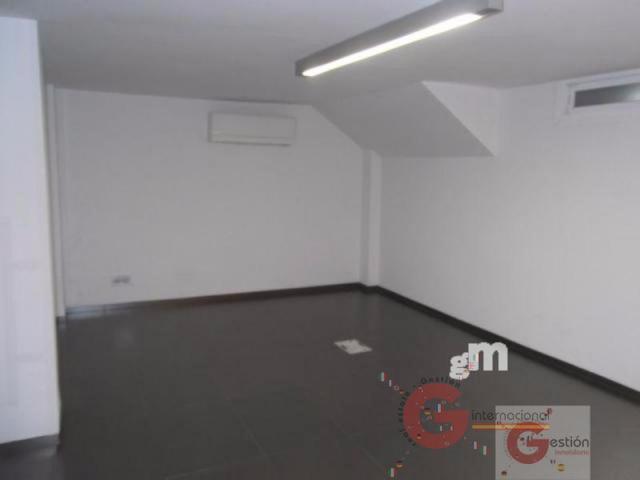 For sale of commercial in Salobreña