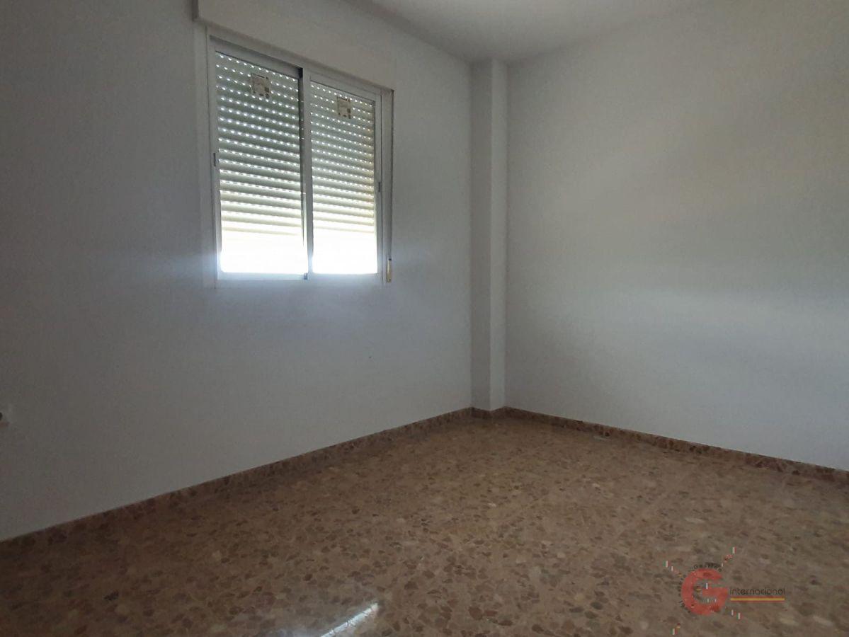 For sale of flat in Salobreña