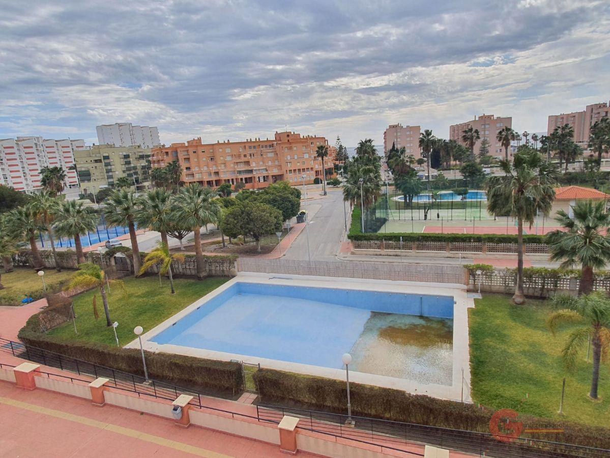 For sale of flat in Salobreña