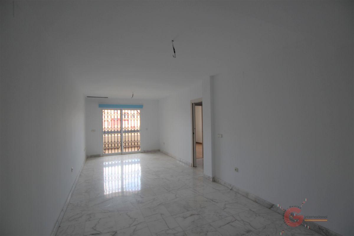 For sale of flat in Salobreña