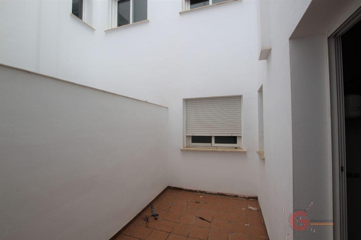 For sale of flat in Salobreña