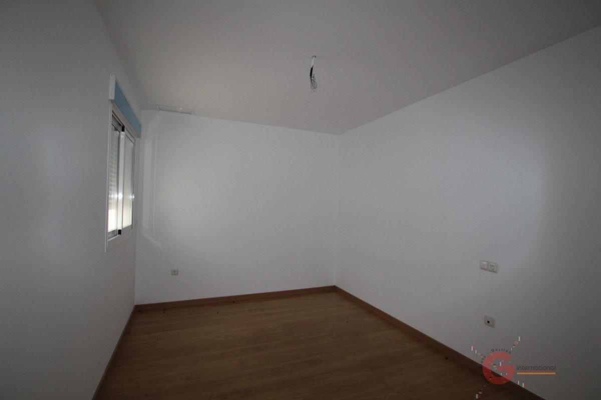 For sale of flat in Salobreña