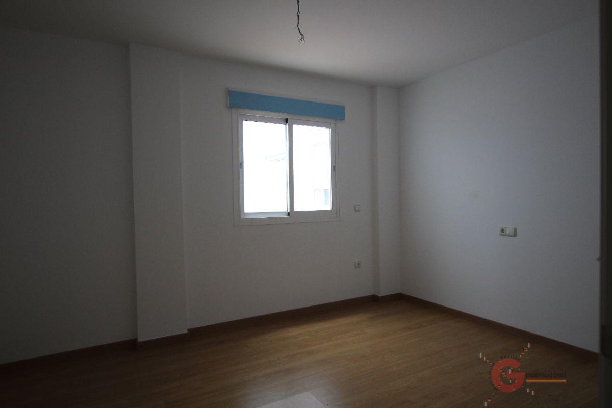 For sale of flat in Salobreña