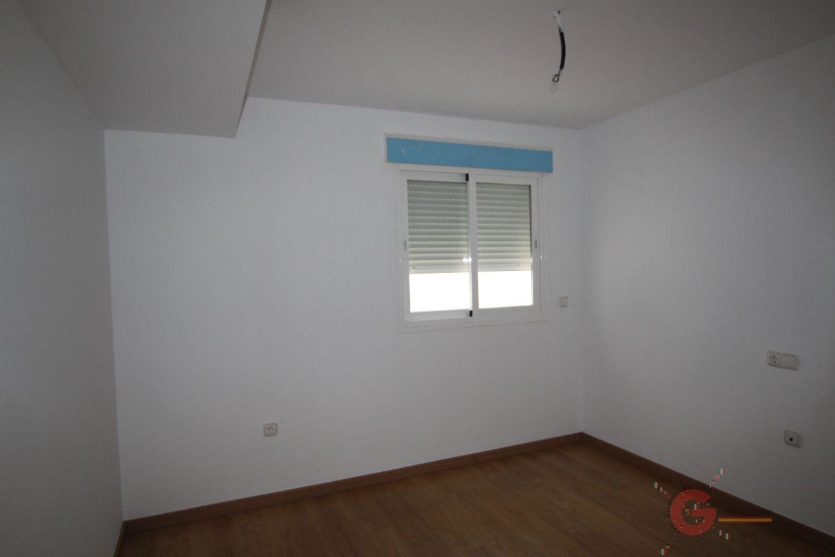 For sale of flat in Salobreña