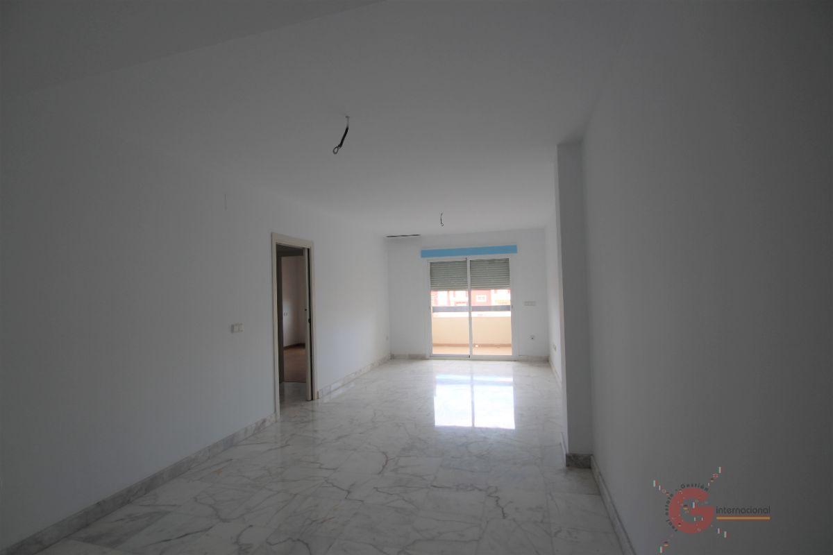 For sale of flat in Salobreña